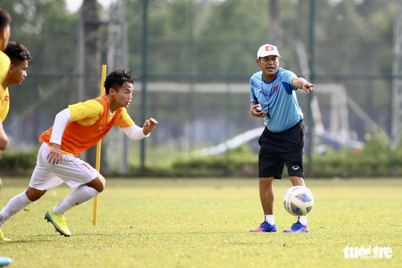 U20 Việt Nam chạy bài trơn tru với 10 cầu thủ từ hạng nhất, V-League - Ảnh 5.