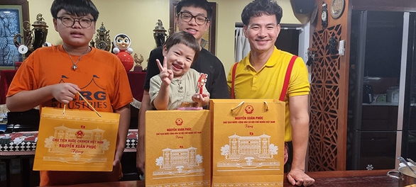 Ảnh vui sao Việt 10-9: Con út nhà Xuân Bắc ‘tấu hài’ đáng yêu - Ảnh 1. Ảnh vui sao Việt 10-9: Con út nhà Xuân Bắc ‘tấu hài’ đáng yêu - Ảnh 1.