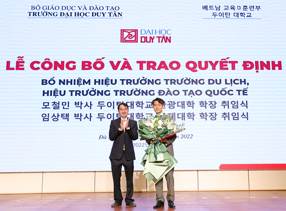 Nguyên Thứ trưởng Hàn Quốc làm Hiệu trưởng Trường Du lịch, ĐH Duy Tân - Ảnh 2.
