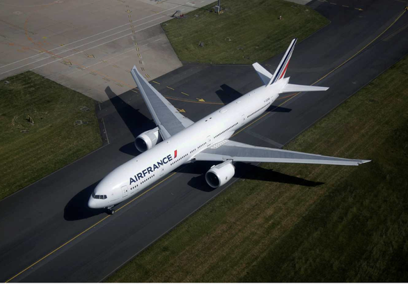 Tăng lương, thưởng cho nhân viên, Air France vẫn phải hủy hơn 50% chuyến bay vì đình công  - Ảnh 1.