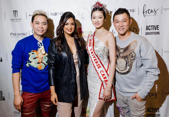 Hoa hậu  Harnaaz Sandhu phấn khích xem mẫu Việt bịt mắt mặc đồ tái chế đi catwalk - Ảnh 3.