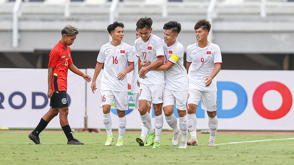 FPT Play sở hữu độc quyền bản quyền vòng chung kết U20 châu Á 2023 - Ảnh 1.