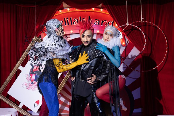 Sao Việt nô nức hóa trang Drag Queen trẩy hội cùng Thanh Duy trong Delilah Land - Ảnh 3. Sao Việt nô nức hóa trang Drag Queen trẩy hội cùng Thanh Duy trong Delilah Land - Ảnh 3.