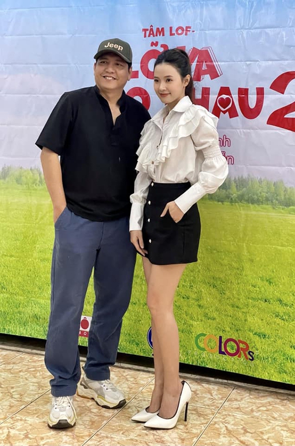Ảnh vui sao Việt 19-9: Hồng Nhung cưỡi mô tô siêu ‘ngầu’ - Ảnh 7. Ảnh vui sao Việt 19-9: Hồng Nhung cưỡi mô tô siêu ‘ngầu’ - Ảnh 7.