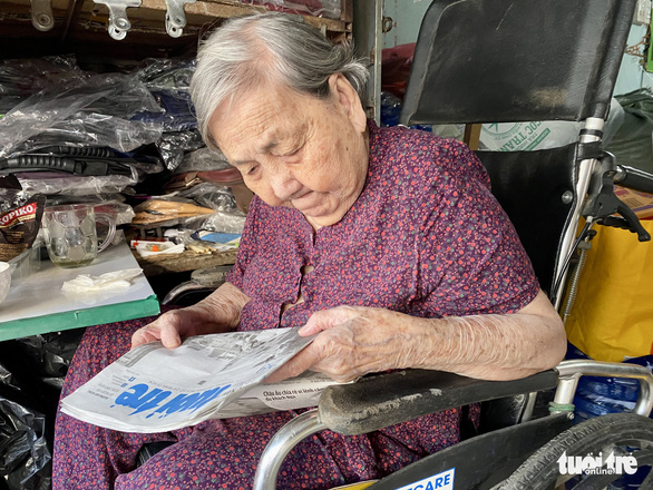 Cụ bà 91 tuổi, 47 năm đọc báo Tuổi Trẻ - Ảnh 1.