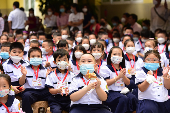 Vào năm học mới, trẻ mắc bệnh hô hấp có xu hướng tăng - Ảnh 1.