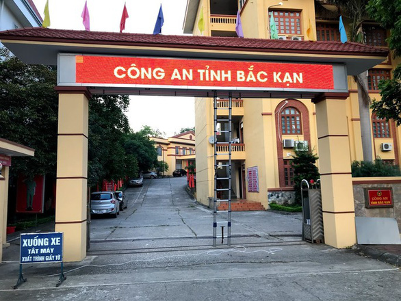 Khai trừ Đảng, tước danh hiệu một thượng tá, cựu trưởng phòng cảnh sát điều tra - Ảnh 1.