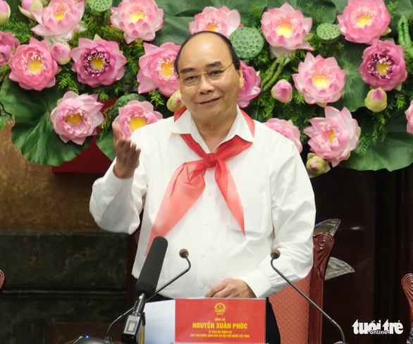 Chủ tịch nước Nguyễn Xuân Phúc gặp gỡ thiếu nhi 54 dân tộc - Ảnh 1.