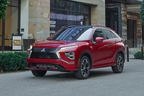 Mitsubishi Outlander Sport khó bán lại ở Việt Nam - Ảnh 2.