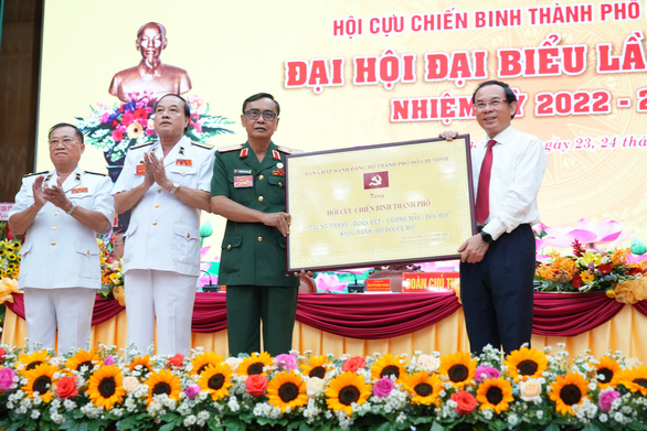 Thiếu tướng Nguyễn Minh Hoàng tái đắc cử chủ tịch Hội Cựu chiến binh TP.HCM - Ảnh 2.