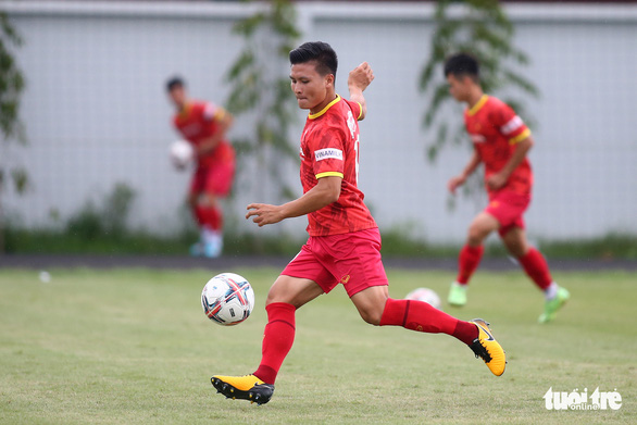 Quang Hải muốn dự AFF Cup 2022, nhưng quyết định còn tùy thuộc vào Pau FC - Ảnh 1.