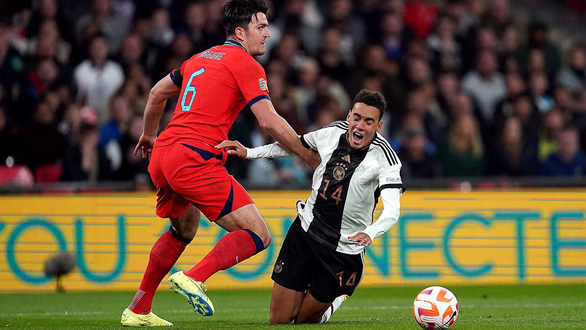 Anh và Đức bước vào loạt trận cuối vòng bảng UEFA Nations League: Đá chơi, lo thật! - Ảnh 1.