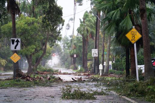 Bão Ian tàn phá bang Florida của Mỹ - Ảnh 5.