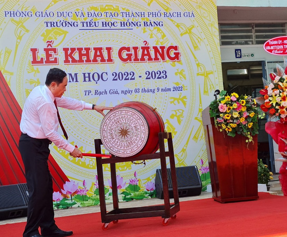 Phó chủ tịch thường trực Quốc hội Trần Thanh Mẫn dự khai giảng năm học mới tại Kiên Giang - Ảnh 1.
