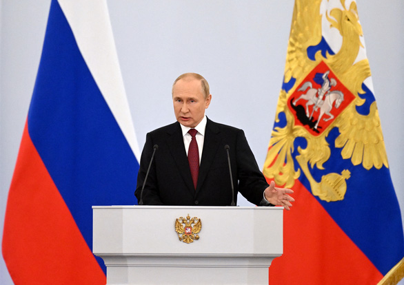 Ông Putin chủ trì lễ sáp nhập 4 vùng Ukraine, hứa hết sức bảo vệ lãnh thổ - Ảnh 1.