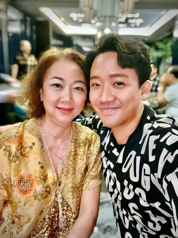 Ảnh vui sao Việt 4-9: Con trai Hòa Minzy vui nhộn - Ảnh 10. Ảnh vui sao Việt 4-9: Con trai Hòa Minzy vui nhộn - Ảnh 10.