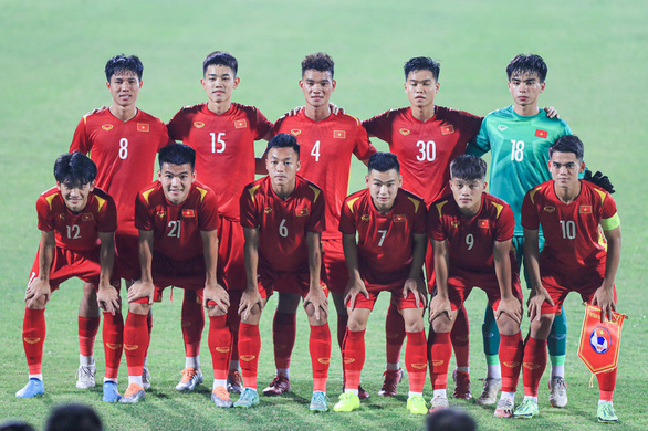 U20 Việt Nam bổ sung 10 cầu thủ dự vòng loại U20 châu Á 2023 - Ảnh 1.