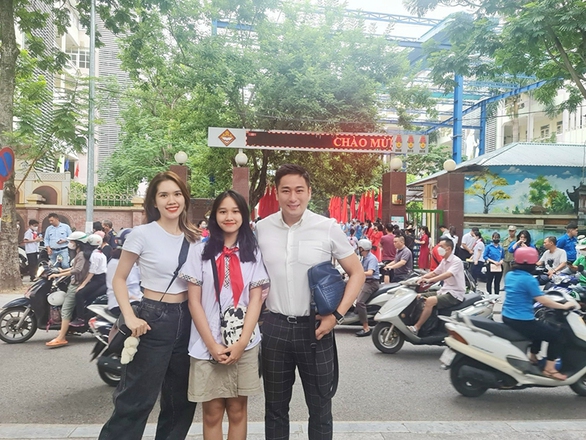 Ảnh vui sao Việt 6-9: Nhã Phương lầy lội tham gia game show - Ảnh 5. Ảnh vui sao Việt 6-9: Nhã Phương lầy lội tham gia game show - Ảnh 5.
