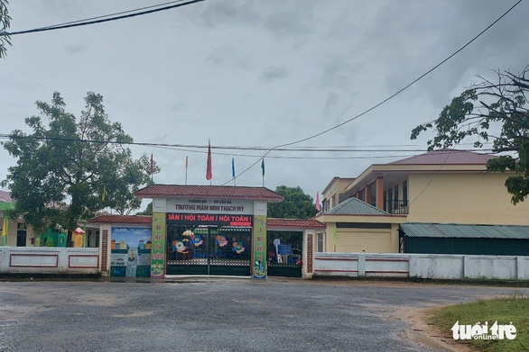 Chậm bàn giao phòng học, trẻ mầm non chỉ đi học một buổi - Ảnh 1. Chậm bàn giao phòng học, trẻ mầm non chỉ đi học một buổi - Ảnh 1.