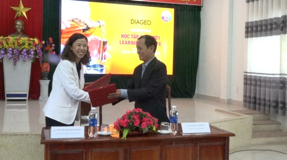 Diageo Việt Nam triển khai chương trình “Học tập trọn đời” cho lao động ngành nhà hàng, khách sạn - Ảnh 2.