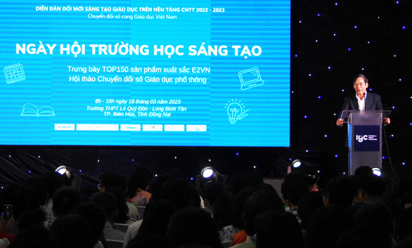 Microsoft sẽ tích hợp ChatGPT vào các ứng dụng hỗ trợ giáo viên - Ảnh 2.