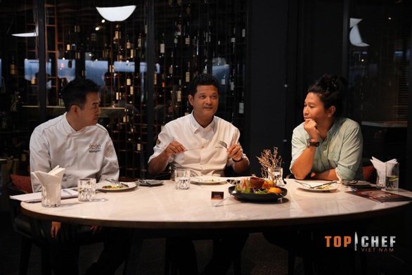 Chef Peter Cường Fanklin - Chef Sakal Phoeung - Tổng đạo diễn Nguyễn Nam (từ trái qua)