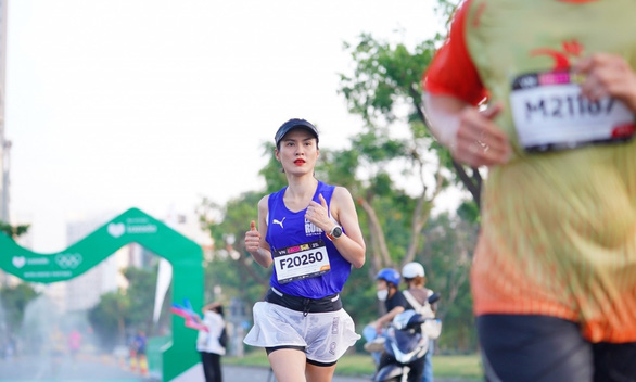 Lộ diện 4 ‘chân chạy’ xuất sắc giành được tấm vé tham dự chung kết Lazada Run tại Singapore - Ảnh 7.