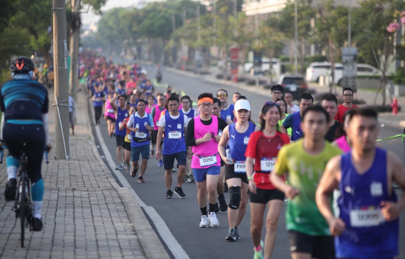 Lộ diện 4 ‘chân chạy’ xuất sắc giành được tấm vé tham dự chung kết Lazada Run tại Singapore - Ảnh 9.