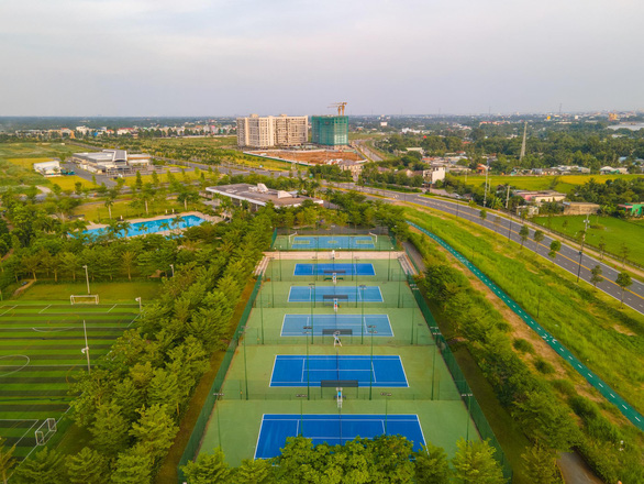 Chuỗi tiện ích thể dục thể thao tại Country Club, thuộc phân khu Central Park, Waterpoint