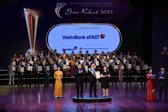 Ngân hàng số cho doanh nghiệp của VietinBank được Sao Khuê 2023 vinh danh - Ảnh 1.
