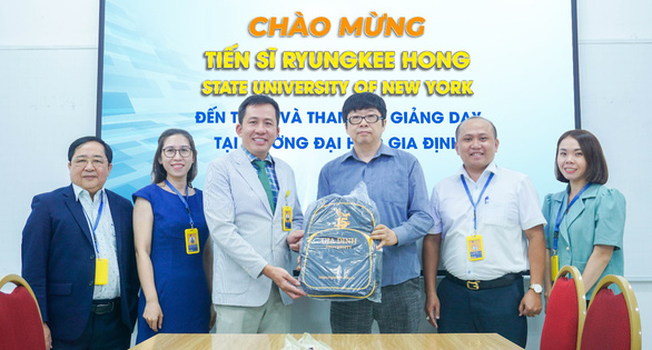 Chương trình tài năng GDU: ‘Học với lãnh đạo để trở thành lãnh đạo’ - Ảnh 2.