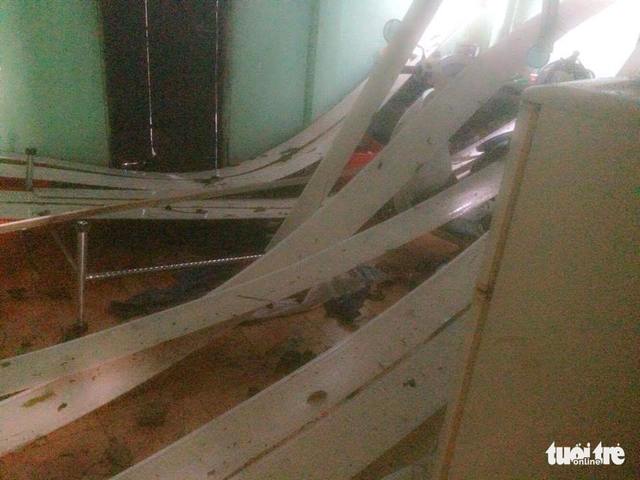 Bão mạnh khủng khiếp: Người mất tích, đèo sạt lở, đường sắt gián đoạn - Ảnh 1.