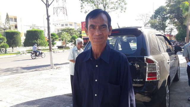 Kiểm điểm 12 cán bộ gây oan sai cho ông Huỳnh Văn Nén - Ảnh 1. Kiểm điểm 12 cán bộ gây oan sai cho ông Huỳnh Văn Nén - Ảnh 1.