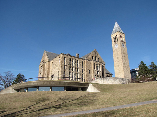 10 trường đại học cho ra lò tỉ phú nhiều nhất Mỹ - Ảnh 2.