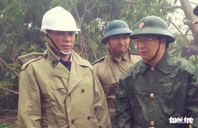 Bão mạnh khủng khiếp: Người mất tích, đèo sạt lở, đường sắt gián đoạn - Ảnh 1.
