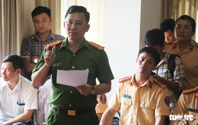 Bác đơn kháng cáo vụ tài xế kiện công an phạt xe quá tải - Ảnh 2.