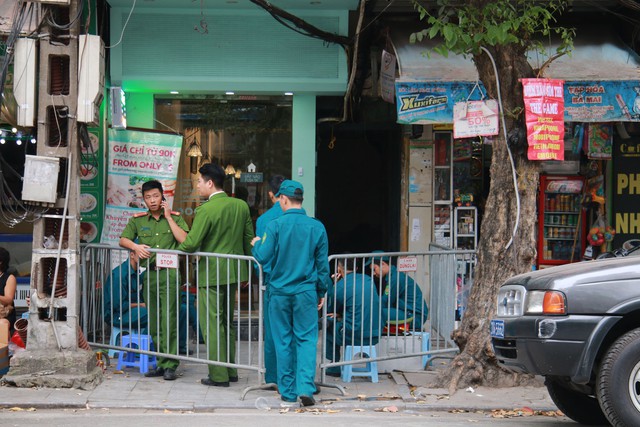 Hà Nội: Cháy nhà 3 tầng khiến 1 người chết - Ảnh 1.