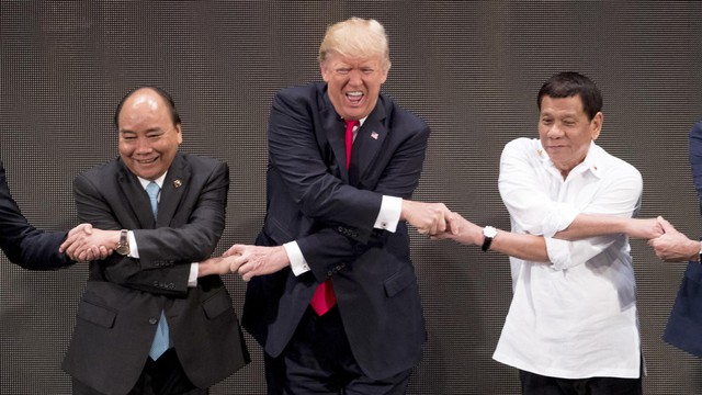 Tổng thống Duterte và cú ngoặt thay đổi Đông Nam Á - Ảnh 2. Tổng thống Duterte và cú ngoặt thay đổi Đông Nam Á - Ảnh 2.
