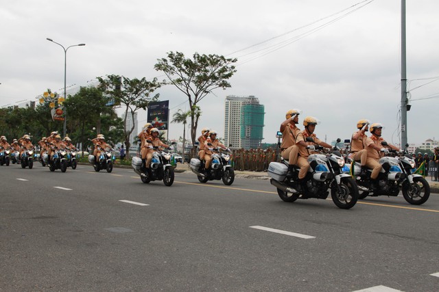 Diễn tập phương án chống khủng bố bảo vệ APEC - Ảnh 6. Diễn tập phương án chống khủng bố bảo vệ APEC - Ảnh 6.