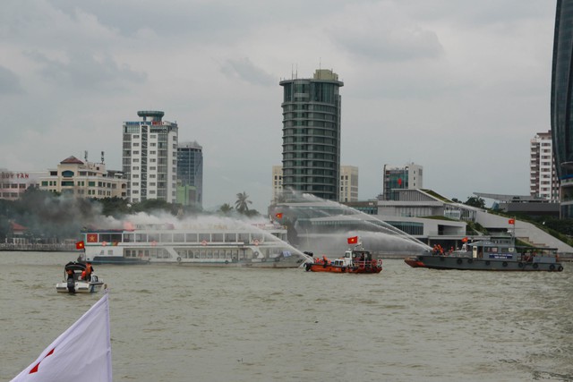 Diễn tập phương án chống khủng bố bảo vệ APEC - Ảnh 27. Diễn tập phương án chống khủng bố bảo vệ APEC - Ảnh 27.