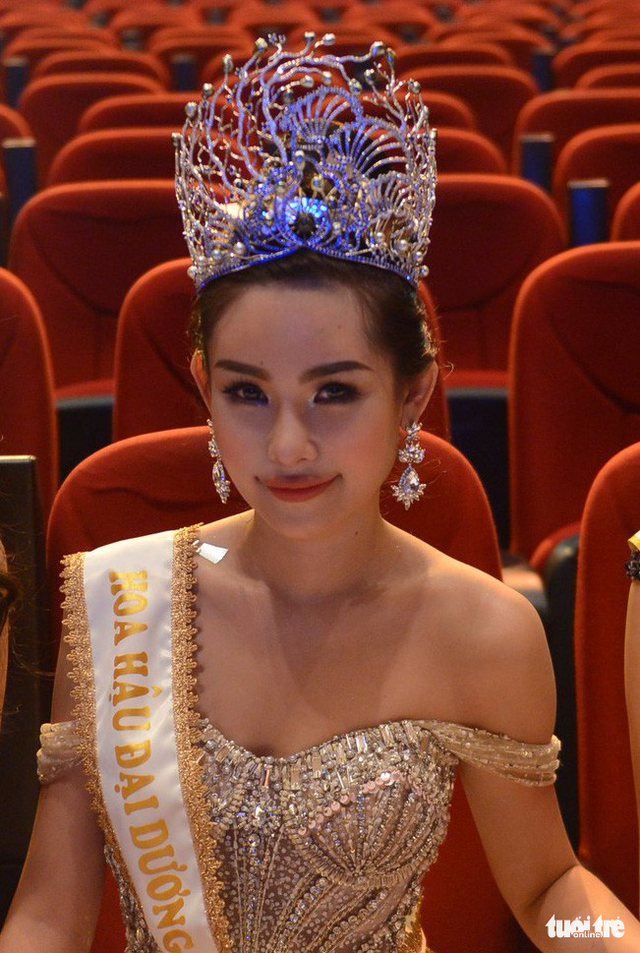 Bất bình, Hoa hậu Đại dương 2014 Đặng Thu Thảo trả danh hiệu - Ảnh 11.