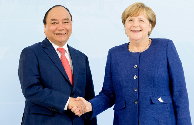 Thủ tướng Nguyễn Xuân Phúc chúc mừng bà Merkel thắng cử - Ảnh 1.