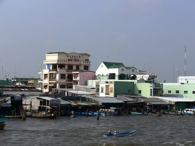 Công nhận Sông Đốc (Cà Mau) là thị trấn đảo - Ảnh 1.