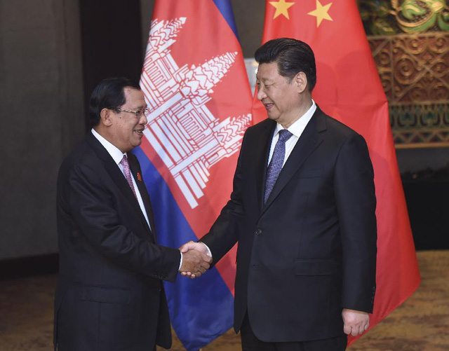 Thủ tướng Campuchia sang Trung Quốc tìm viện trợ - Ảnh 1.