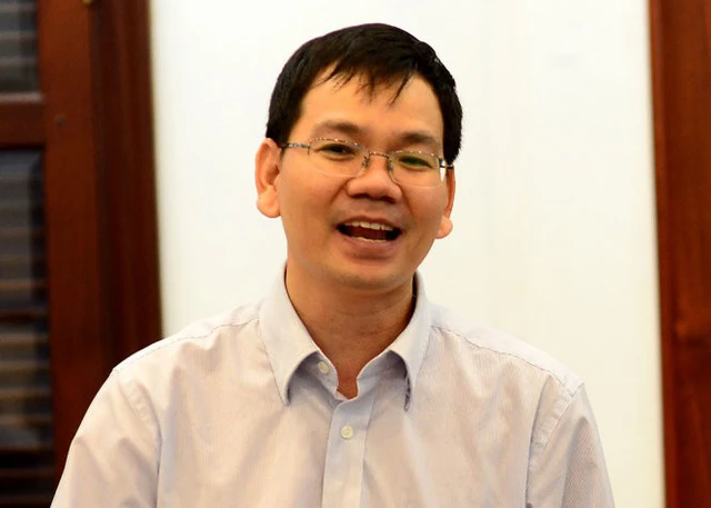 Nên dồn lực cho ba đặc khu hay TP.HCM và Hà Nội? - Ảnh 2. Nên dồn lực cho ba đặc khu hay TP.HCM và Hà Nội? - Ảnh 2.