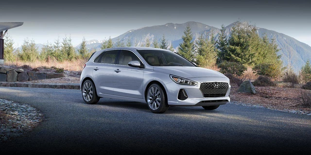 Elantra GT Sport 2018: chiếc xe lý tưởng dành cho cả gia đình - Ảnh 1.