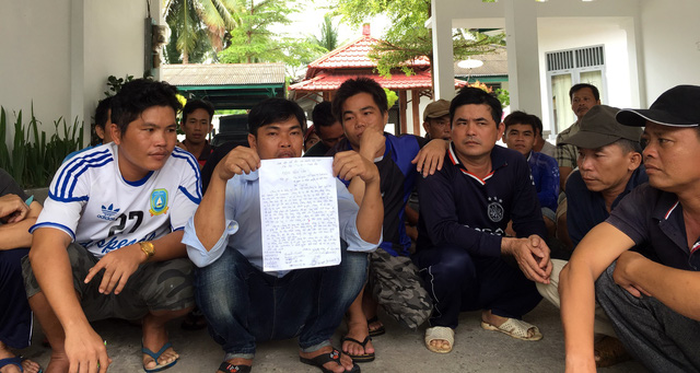 Tòa Indonesia hoãn phiên xử 5 thuyền trưởng Việt Nam - Ảnh 1.