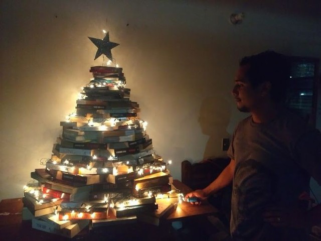 Tự chế cây thông Noel không đụng hàng - Ảnh 4.