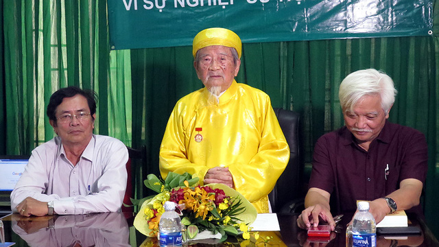 Hội Sử học Việt Nam vinh danh nhà nghiên cứu Nguyễn Đình Tư - Ảnh 2.