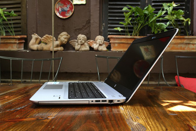 Lựa chọn Laptop cho người dùng “ăn chắc mặc bền” - Ảnh 2.